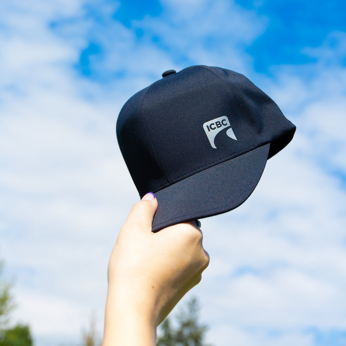 “In headlights” flex-fit cap