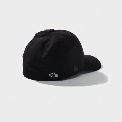“In headlights” flex-fit cap
